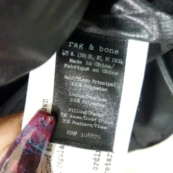 Rag & Bone Chevron Puffer goose filled vest.  Navy. Size small - Picture 3 of 8